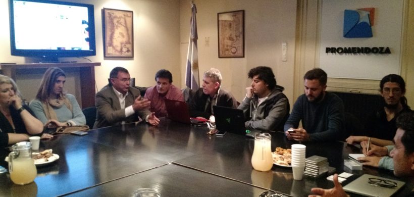 Conforman cluster audiovisual regional y acuerdan colaboración con pares vascos