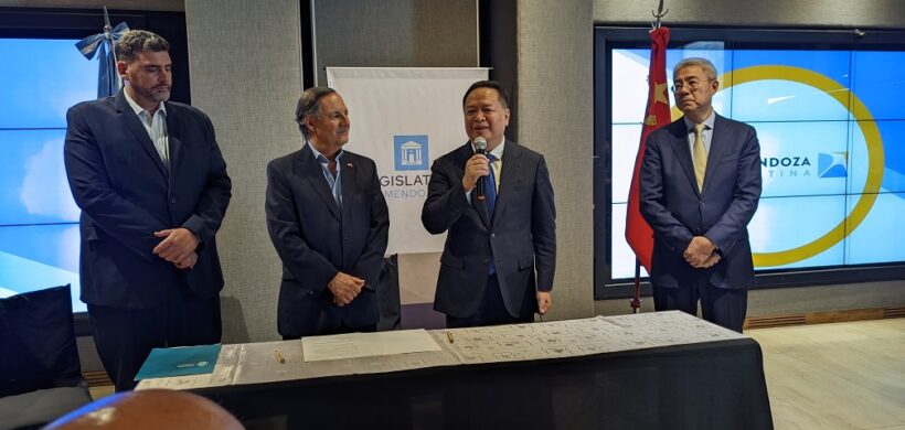Mendoza sigue estrechando lazos comerciales con China